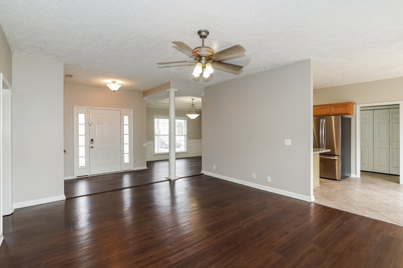 1,995/Mo, 3334 Hamberton Cir Murfreesboro, TN 37128 Living Room View