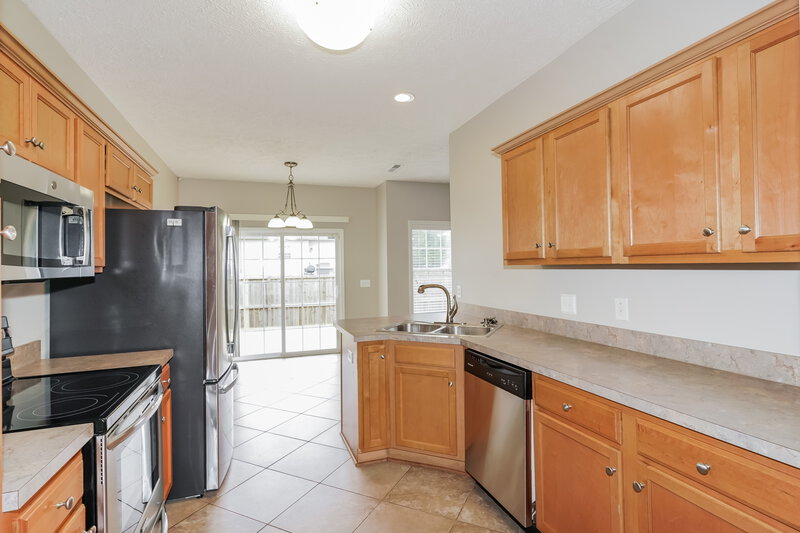 1,995/Mo, 3334 Hamberton Cir Murfreesboro, TN 37128 Kitchen View 2