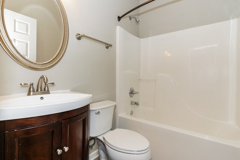 1,995/Mo, 3334 Hamberton Cir Murfreesboro, TN 37128 Bathroom View