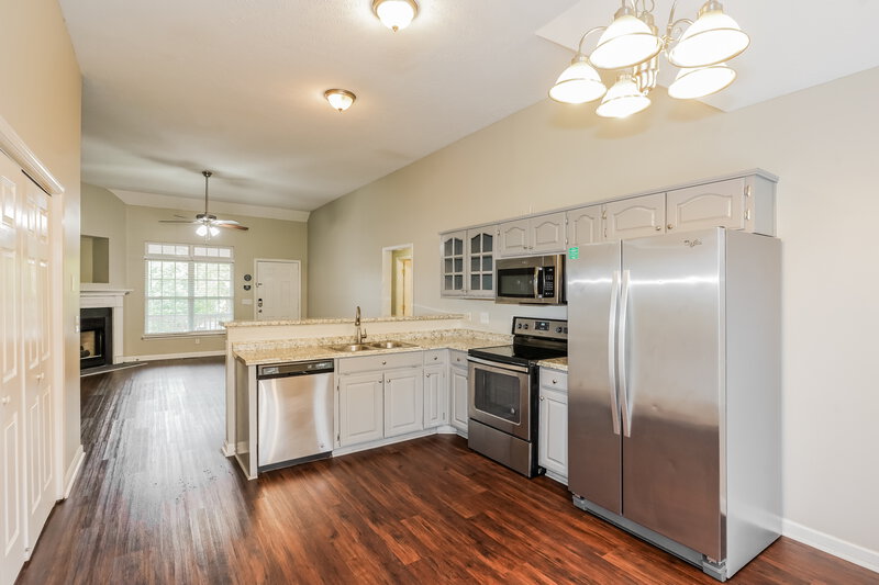 2,660/Mo, 604 Parrish Woods Mt Juliet, TN 37122 Kitchen View 2