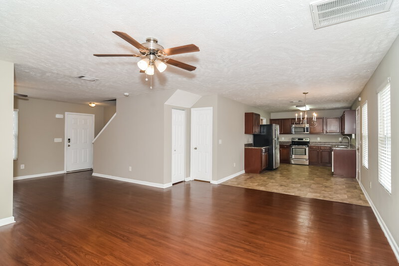 2,200/Mo, 3427 Country Almond Way Murfreesboro, TN 37128 Family Room View