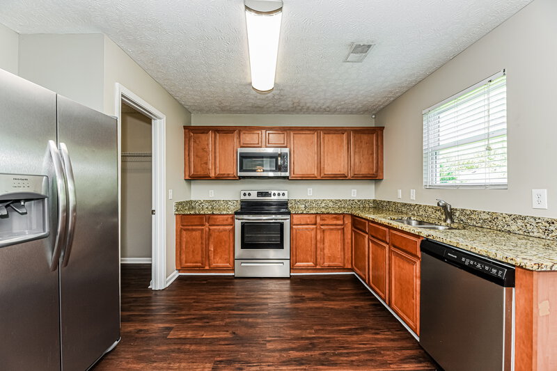 2,445/Mo, 5012 Millpond Ct Mt Juliet, TN 37122 Kitchen View