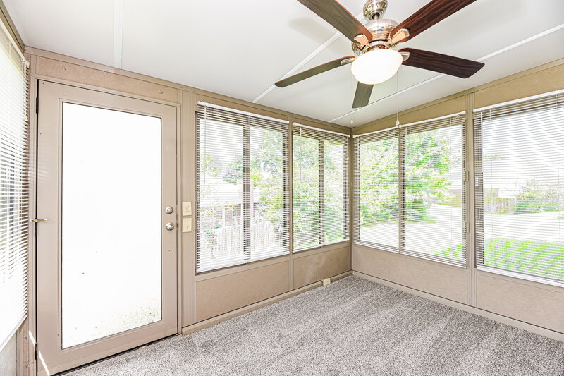 2,445/Mo, 5012 Millpond Ct Mt Juliet, TN 37122 Screen Porch View
