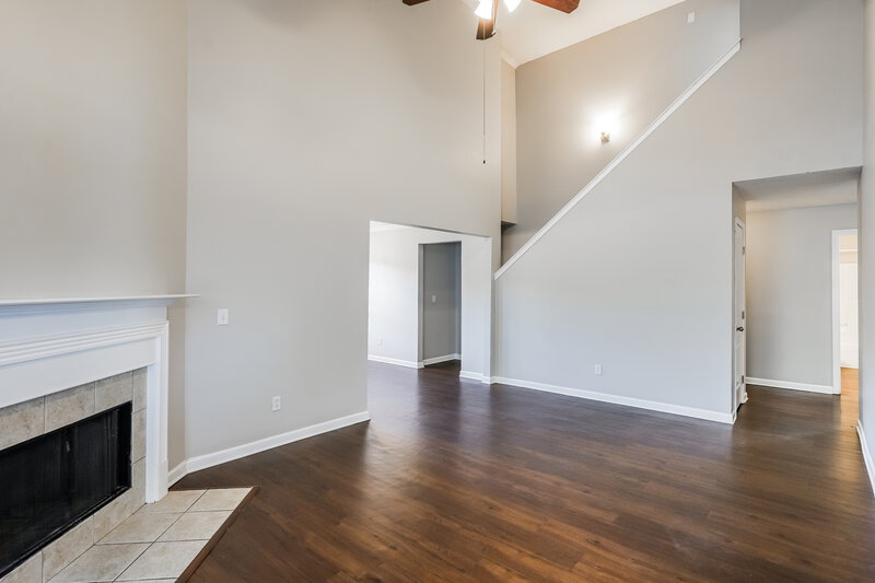 2,405/Mo, 2809 Windcrest Trl Antioch, TN 37013 Living Room View