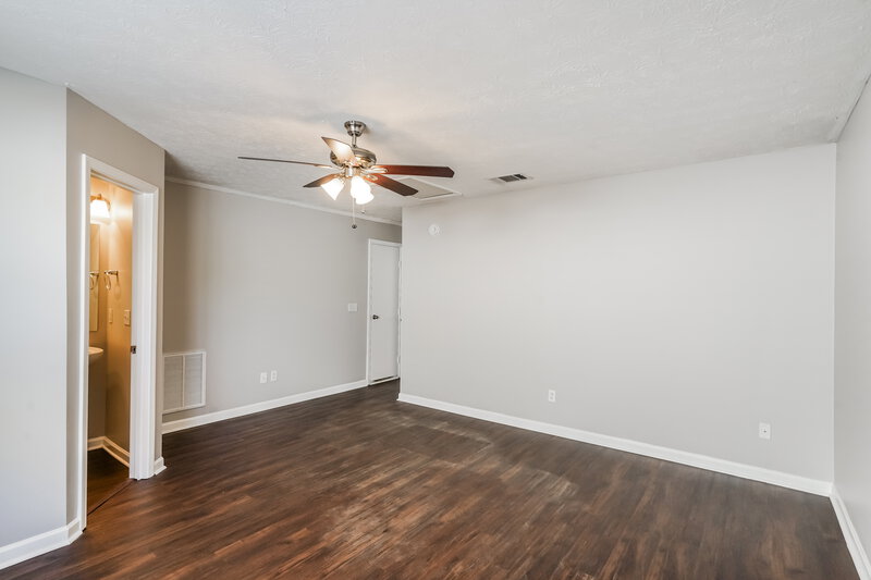 2,405/Mo, 2809 Windcrest Trl Antioch, TN 37013 Bonus Room View