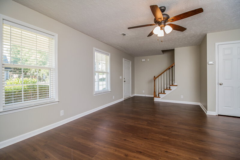 3,340/Mo, 730 General Barksdale Dr Smyrna, TN 37167 Living Room View