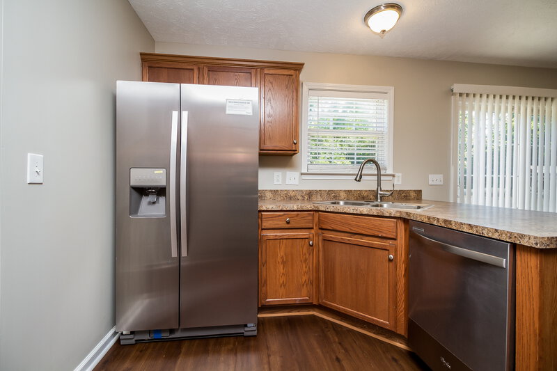 3,340/Mo, 730 General Barksdale Dr Smyrna, TN 37167 Kitchen View 2
