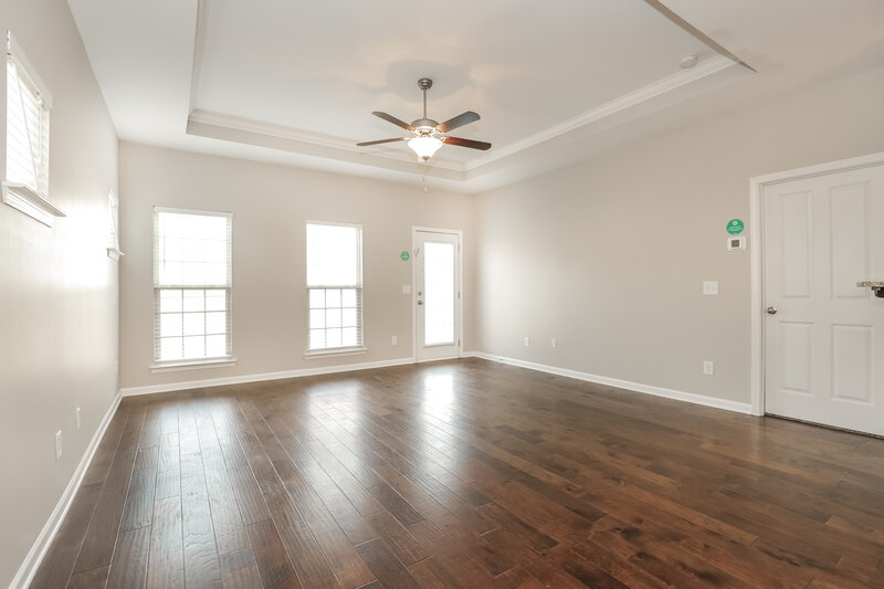 2,440/Mo, 4005 Saint Jules Way Smyrna, TN 37167 Living Room View 2