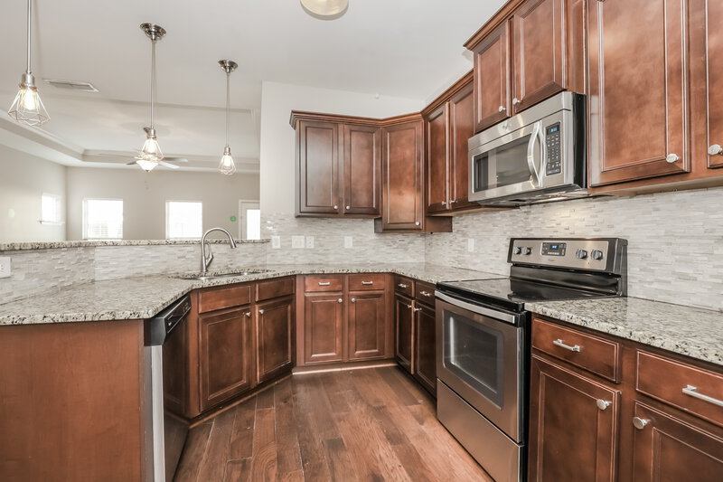 2,440/Mo, 4005 Saint Jules Way Smyrna, TN 37167 Kitchen View