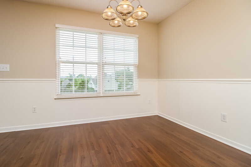 2,325/Mo, 1878 Portway Rd Spring Hill, TN 37174 Dining Room View 2
