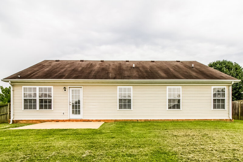 2,325/Mo, 1878 Portway Rd Spring Hill, TN 37174 Rear View