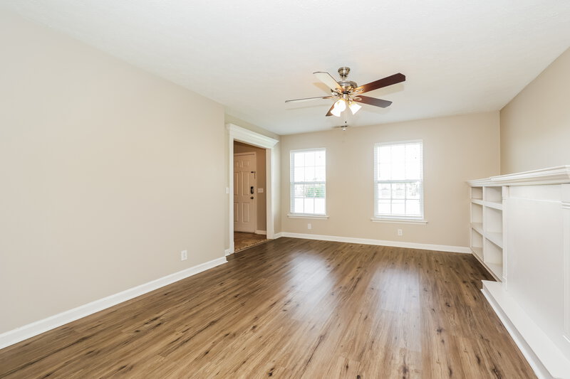 2,575/Mo, 5116 Monet Ct Murfreesboro, TN 37129 Living Room View