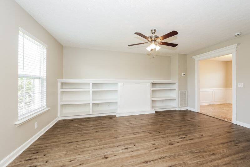 2,575/Mo, 5116 Monet Ct Murfreesboro, TN 37129 Living Room View 2