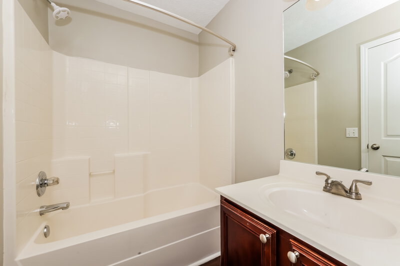 2,575/Mo, 5116 Monet Ct Murfreesboro, TN 37129 Bathroom View