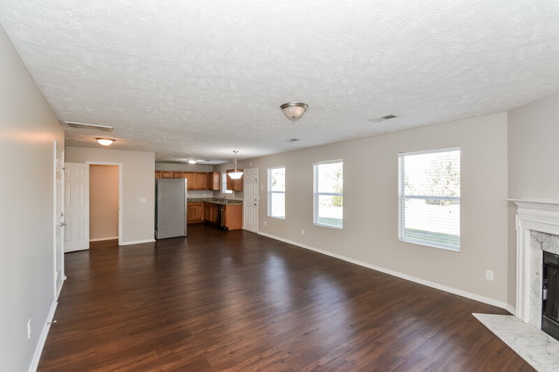 2,005/Mo, 2672 Sutherland Dr Thompsons Station, TN 37179 Family Room View 2