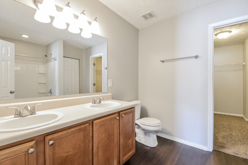 2,005/Mo, 2672 Sutherland Dr Thompsons Station, TN 37179 Bathroom View