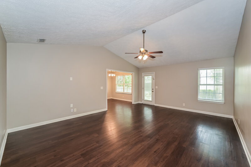 2,000/Mo, 2911 Boyle Ct Murfreesboro, TN 37128 Living Room View 2
