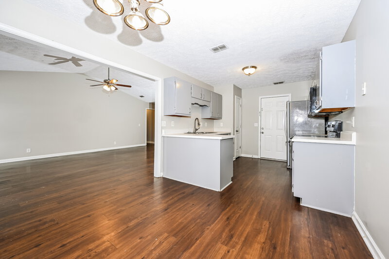 2,990/Mo, 2911 Boyle Ct Murfreesboro, TN 37128 Dining Room View 2