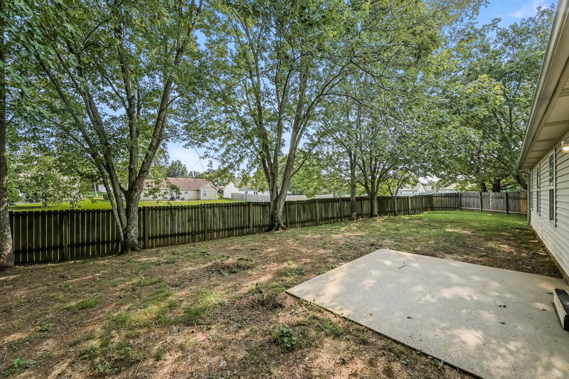 2,000/Mo, 2911 Boyle Ct Murfreesboro, TN 37128 Rear View 2