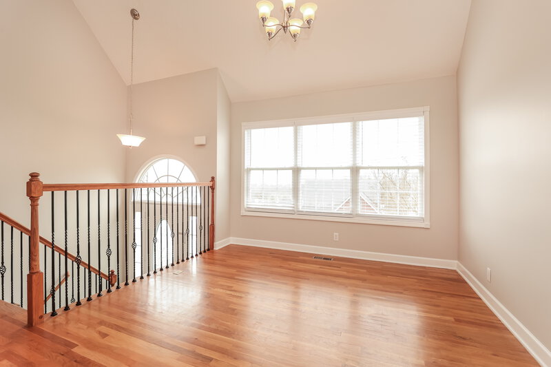 2,635/Mo, 209 Saint Martins Ln Smyrna, TN 37167 Dining Room View 2