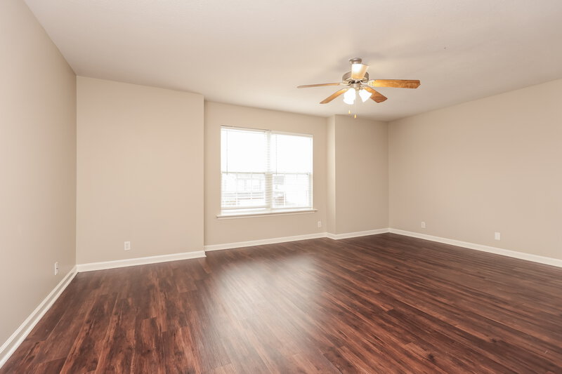 2,125/Mo, 8245 Ramstone Way Antioch, TN 37013 Main Bedroom View