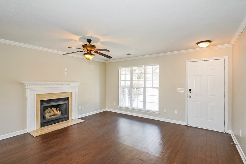 2,175/Mo, 208 Chandlers Pass Ct Hermitage, TN 37076 Living Room View