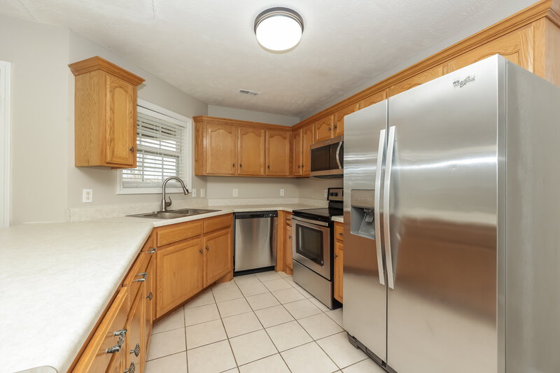 2,020/Mo, 107 Blythe Ct Smyrna, TN 37167 Kitchen View