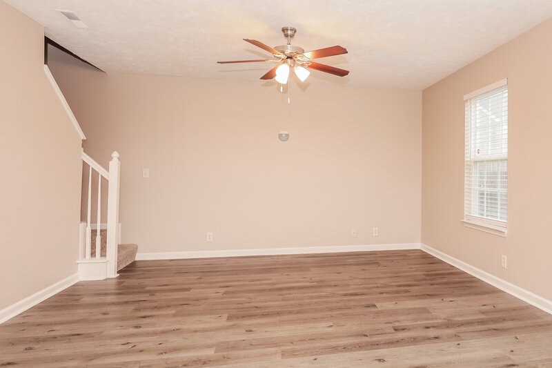 1,835/Mo, 2707 Nugget Ct Murfreesboro, TN 37130 Living Room View