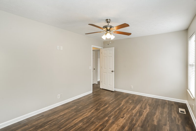 2,420/Mo, 3544 Glenfalls Dr Hermitage, TN 37076 Main Bedroom View 2