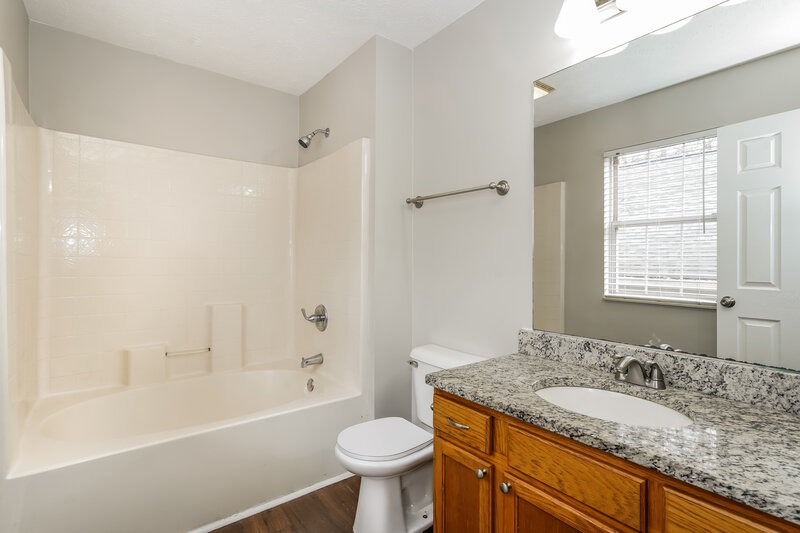 2,420/Mo, 3544 Glenfalls Dr Hermitage, TN 37076 Main Bathroom View