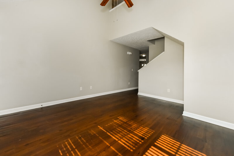 2,000/Mo, 1528 Passage Dr Murfreesboro, TN 37130 Living Room View 2