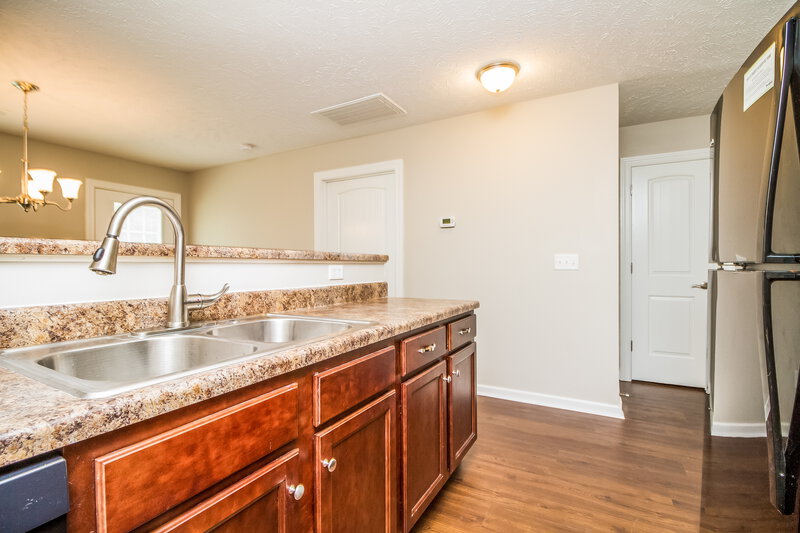 2,830/Mo, 1528 Passage Dr Murfreesboro, TN 37130 Kitchen View 3