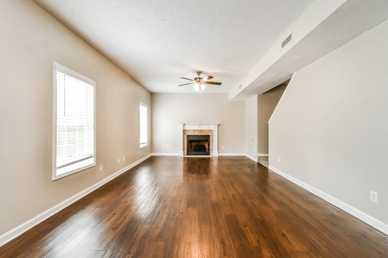 2,385/Mo, 106 Nick Price Dr Murfreesboro, TN 37129 Living Room View