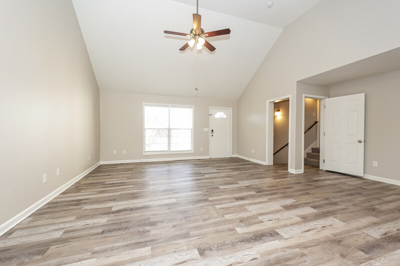 2,615/Mo, 2920 Bragg Ct Spring Hill, TN 37174 Living Room View