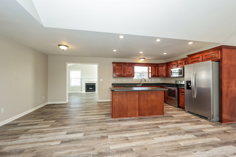 2,615/Mo, 2920 Bragg Ct Spring Hill, TN 37174 Living Room View 3