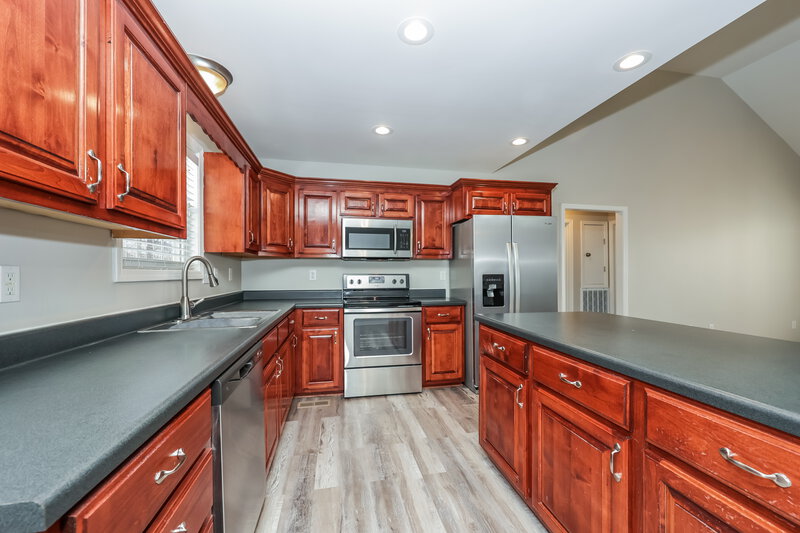 2,615/Mo, 2920 Bragg Ct Spring Hill, TN 37174 Kitchen View
