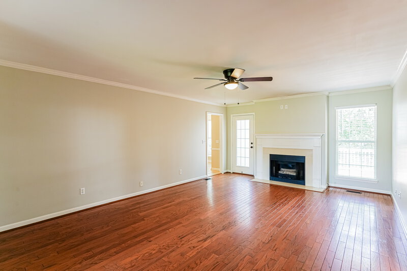 2,465/Mo, 102 Vera Jean Ct Smyrna, TN 37167 Living Room View 2