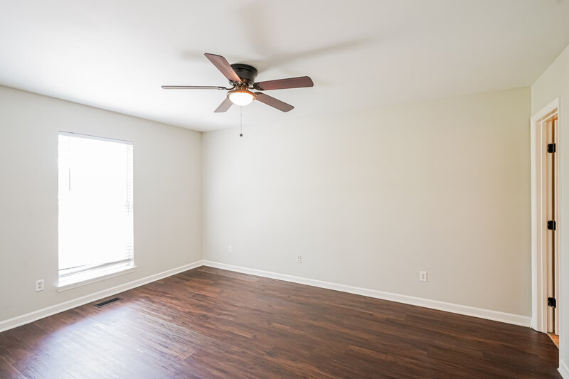 2,465/Mo, 102 Vera Jean Ct Smyrna, TN 37167 Main Bedroom View