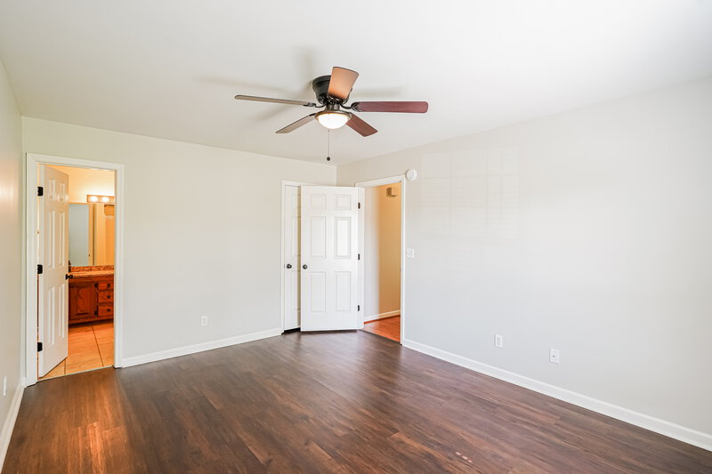 2,465/Mo, 102 Vera Jean Ct Smyrna, TN 37167 Main Bedroom View 2