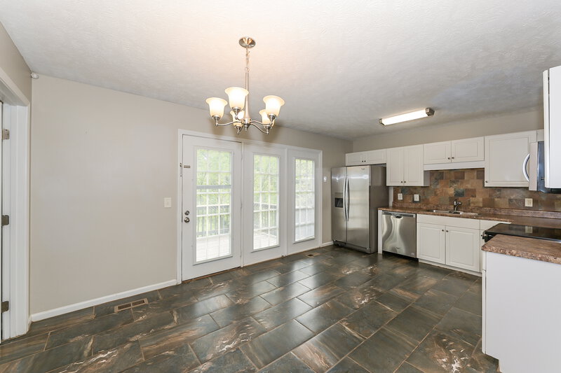 1,995/Mo, 7109 Beard Ct La Vergne, TN 37086 Dining Room View