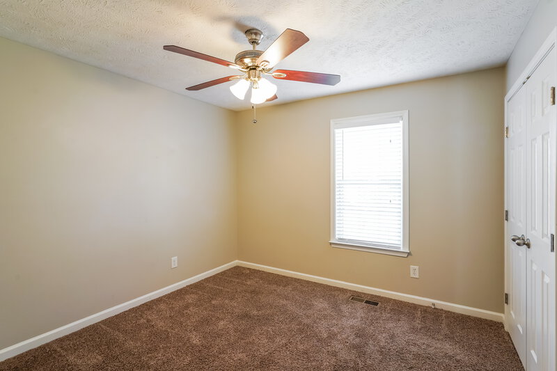 2,115/Mo, 7109 Beard Ct La Vergne, TN 37086 Bedroom View