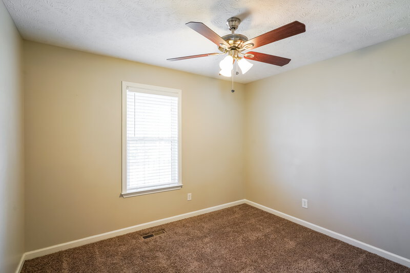 2,115/Mo, 7109 Beard Ct La Vergne, TN 37086 Bedroom View 3
