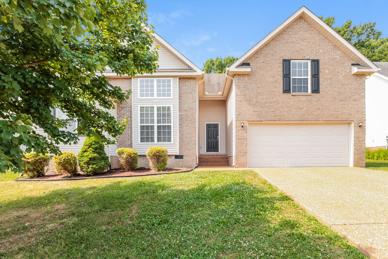 2,085/Mo, 4028 Kristen St Spring Hill, TN 37174 External View