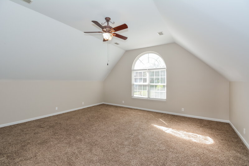 2,800/Mo, 6553 Broken Bow Dr Antioch, TN 37013 Family Room View