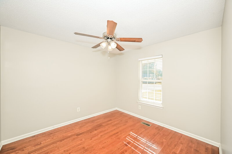 1,895/Mo, 1915 Steaford Ct Murfreesboro, TN 37127 Bedroom View 2