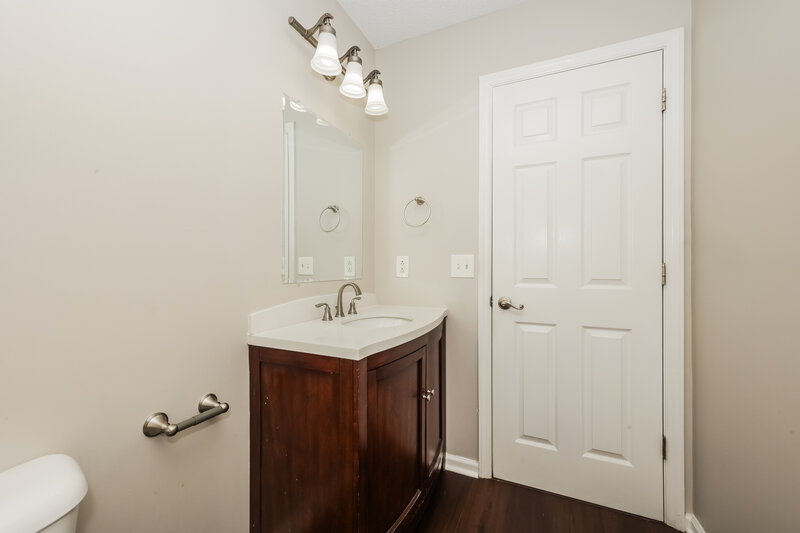 2,035/Mo, 1915 Steaford Ct Murfreesboro, TN 37127 Bathroom View 2