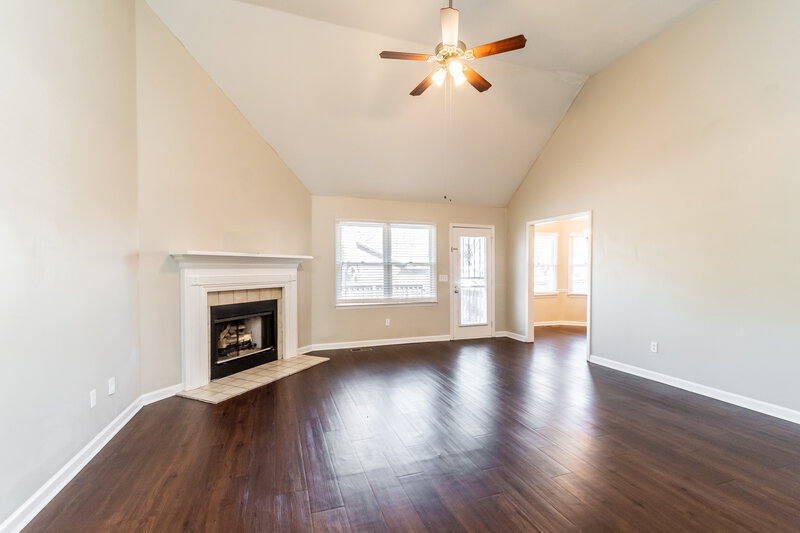 2,235/Mo, 2140 Liberty Dr Murfreesboro, TN 37129 Living Room View