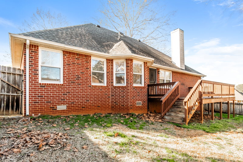 2,235/Mo, 2140 Liberty Dr Murfreesboro, TN 37129 Rear View