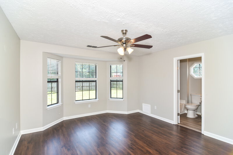 2,310/Mo, 312 Pine Ridge Ln La Vergne, TN 37086 Main Bedroom View