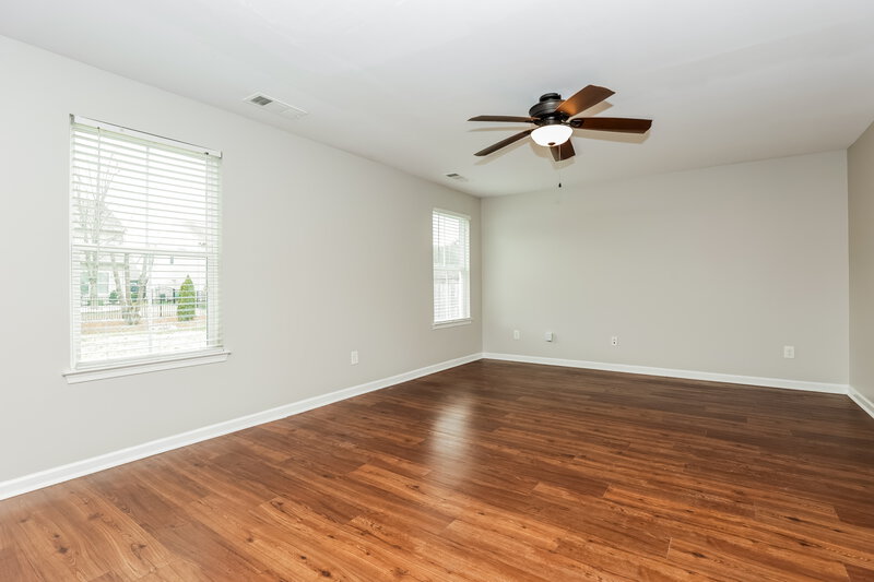 2,255/Mo, 2928 Weston Blvd Murfreesboro, TN 37128 Main Bedroom View